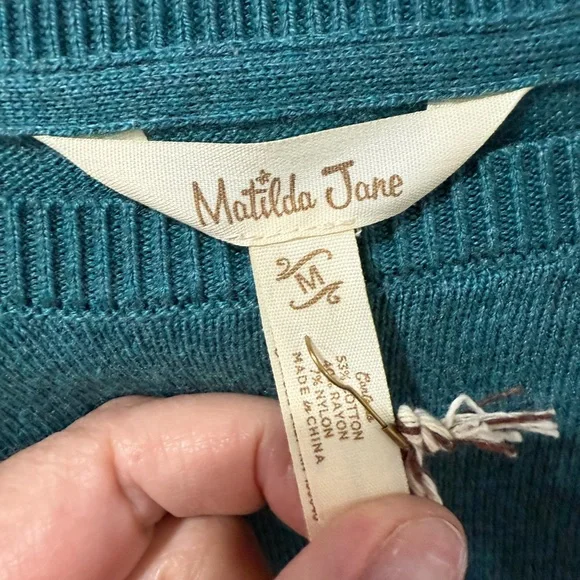 NWT Matilda Jane Turquoise Knit Top with striped sleeve, size M - Picture 5 of 6